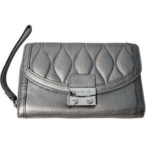 Vera Bradley Ultimate Leather Wristlet Clutch Silver Zip Around